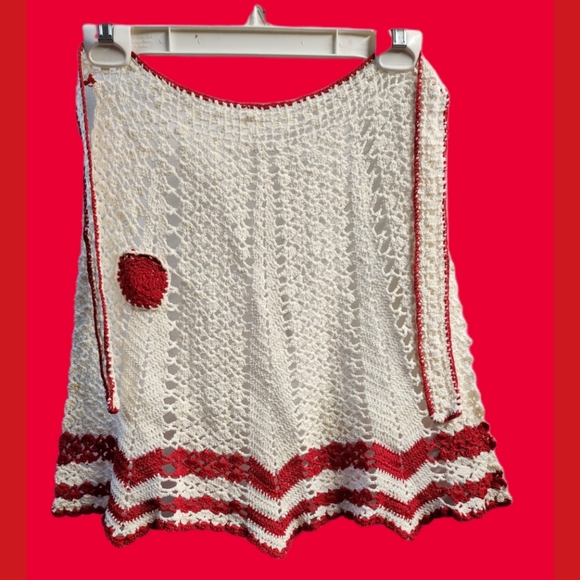 Accessories - VINTAGE CROCHET APRON